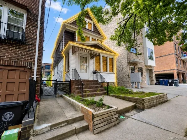 88-37 54th Avenue, Elmhurst, NY 11373