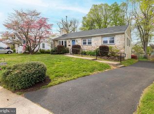 17 Rech Ave, Oreland, PA 19075