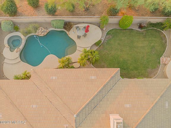 5th image of 10920 E Karen Dr