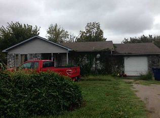 408 W Henderson St, Wayne, OK 73095