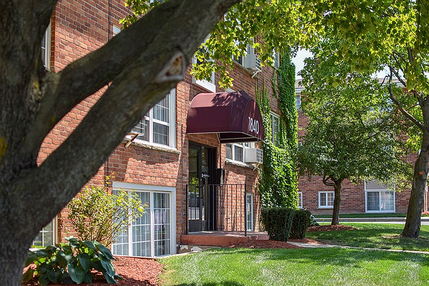 1st image of 1846 Stadium Pl APT 5