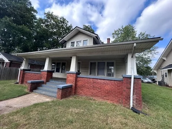 439 SE 2nd Avenue, Hickory, NC 28602