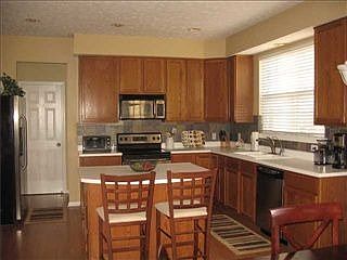 4th image of 8561 Weaver Woods Pl