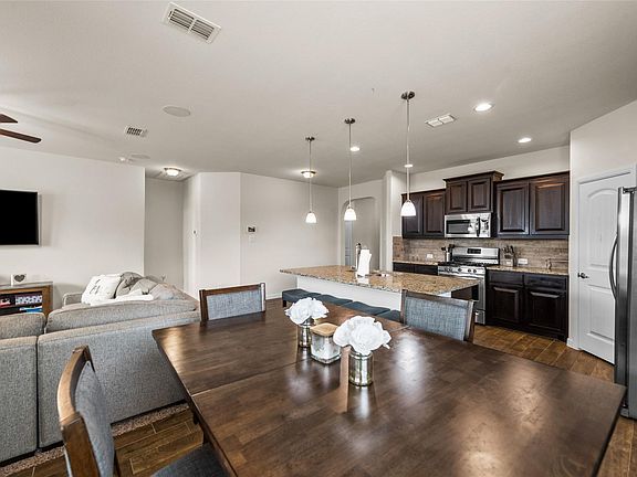5th image of 9136 Stone Mill Ln