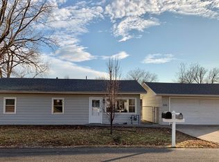 606 E Maiden Ln, Jasper, MO 64755