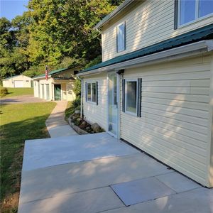 780 W Park Rd, Slippery Rock, PA, 16057