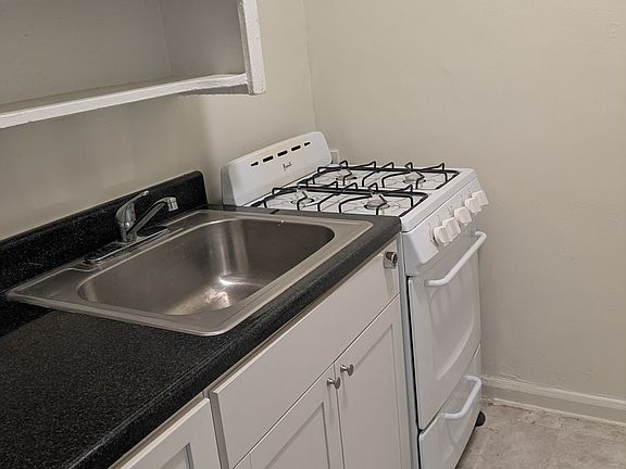 4th image of 4190 Frame Pl APT 1H