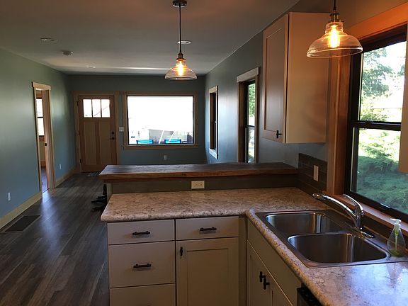 Kitchen facing front
