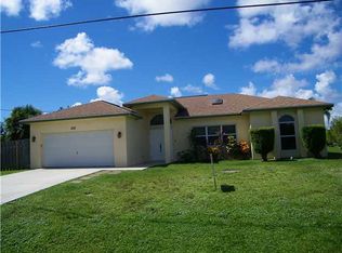 632 NW Walnut Ln, Port Saint Lucie, FL 34983