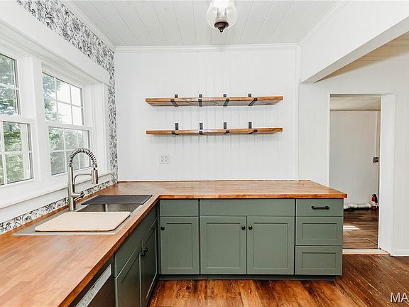 4th image of 17628 Highway T