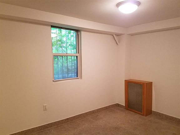 4th image of 530 51st Ave #1