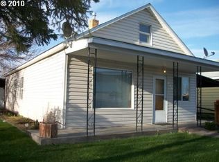 246 W Ridgeway Ave, Hermiston, OR 97838