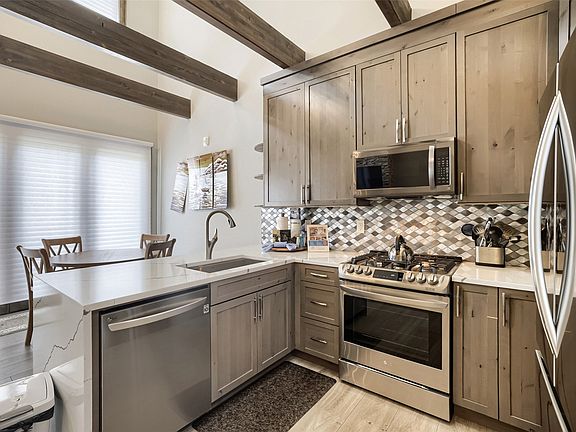 4th image of 102 Lake Ridge Circle UNIT 1892