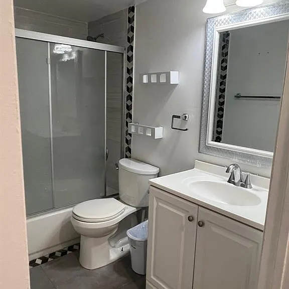 18840 NW 57th Ave #101 — Photo 11