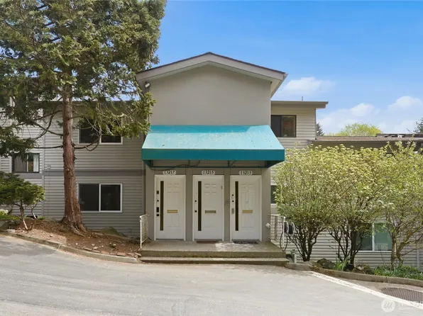 13217 15th Avenue NE #A8, Seattle, WA 98125