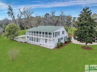 2142 Grove Point Rd, Savannah, GA 31419