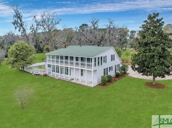 2142 Grove Point Road, Savannah, GA 31419