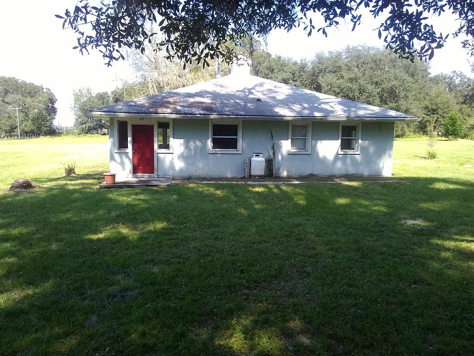 1st image of 219 SW Tall Oak Gln