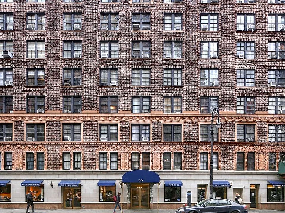 1st image of 50 W 72nd St APT 201