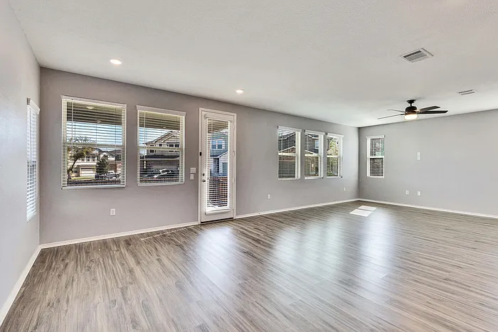 10403 Bramble Berry Dr — Photo 7