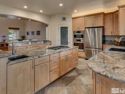 2465 Sorrento Ln, Sparks, NV, 89434