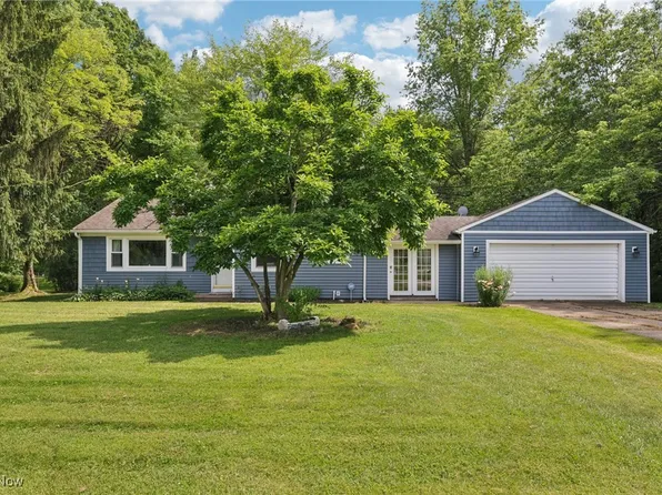 27577 Osborne Rd, Columbia Station, OH 44028