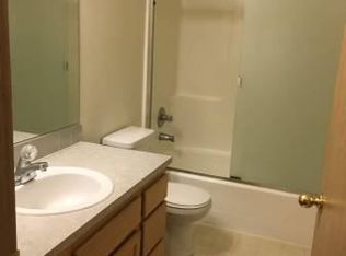 8407 NE Russell St UNIT A, Portland, OR 97220