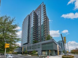 7887 Jones Branch Dr Unit 1002, McLean, VA