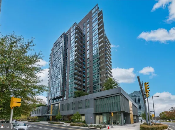 7887 Jones Branch Dr Unit 1002, McLean, VA 22102