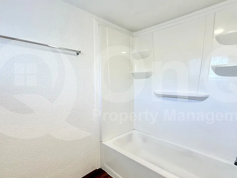 229 N Palm St #7 — Photo 25