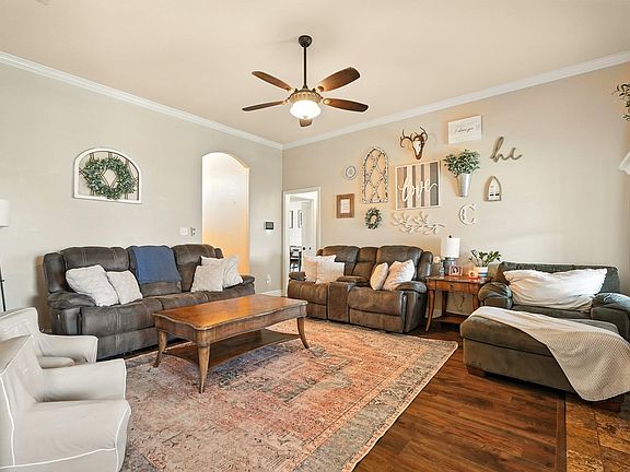 5th image of 7625 Tuscany Dr