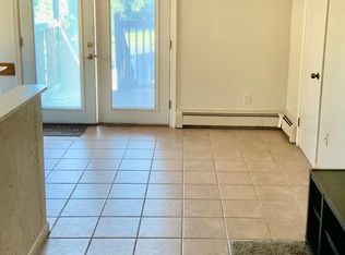 70 Barrows St APT 2, North Attleboro, MA 02760