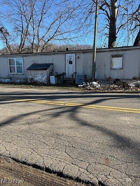2nd image of 8670 Old River Rd