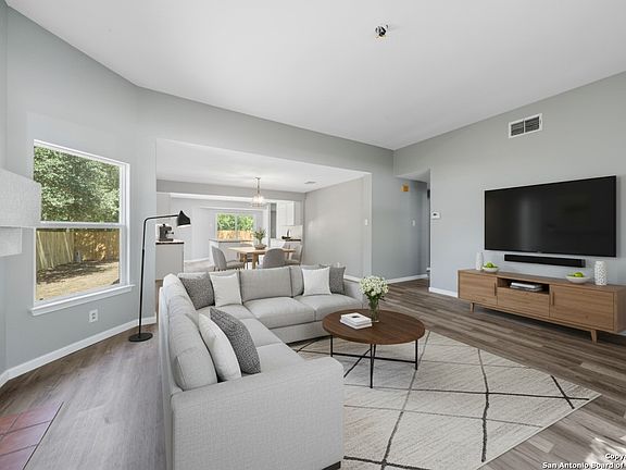 4th image of 6119 Valley Bay