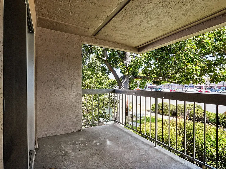 Pinebrook Apartments — Photo 6