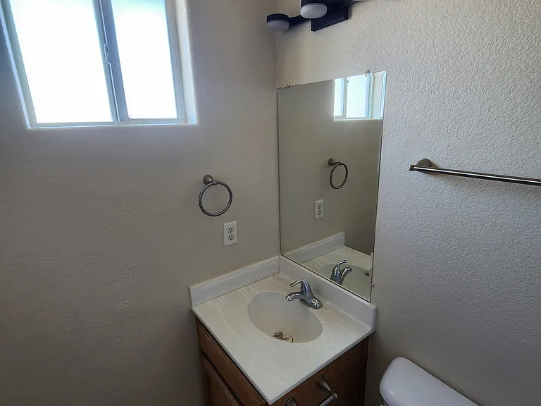 295 S 17th Ave #A — Photo 8
