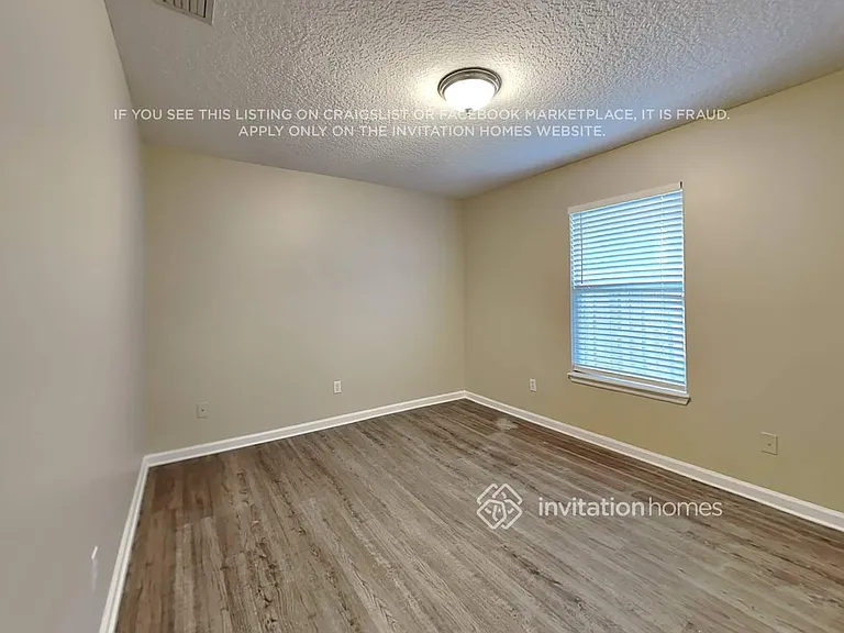 13948 Bradley Cove Rd — Photo 16