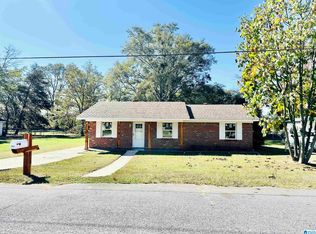 1001 Rollan St, Clanton, AL 35045