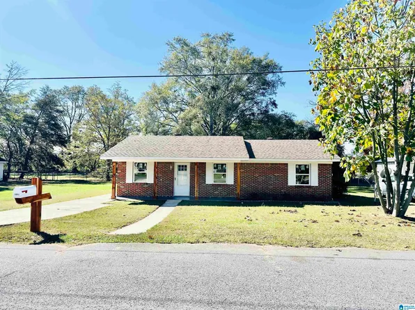 1001 Rollan St, Clanton, AL 35045