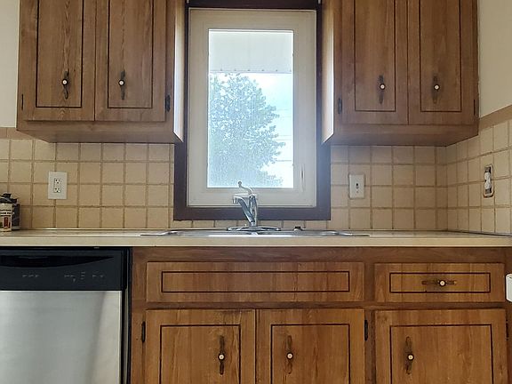 2nd image of 7649 Ann Arbor Dr