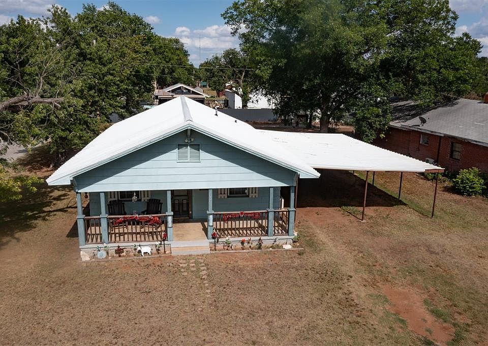 1st image of 300 S Cedar Ave