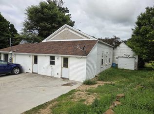 W6110 County Road B, Monroe, WI 53566