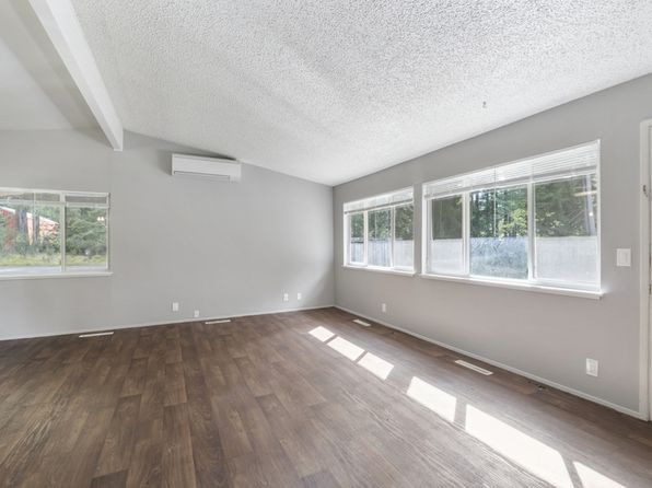 12761 Lala Cove Ln SE #8