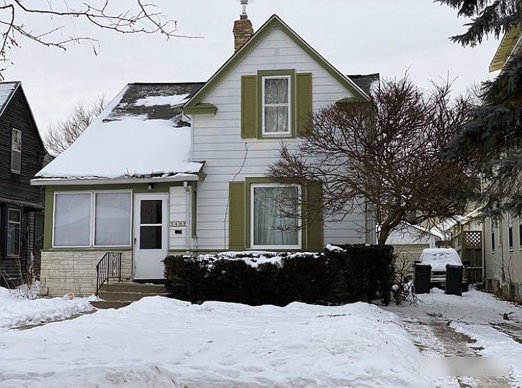1st image of 3409 Pillsbury Ave