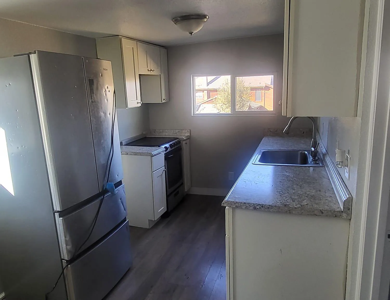 Studio, 550 sqft, $1,100 — Photo 3