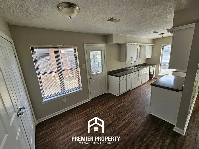 4053 Silverleaf Rd — Photo 6