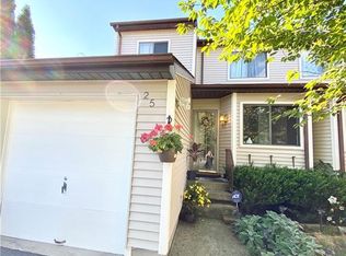 25 Troy Ln, Highland, NY 12528