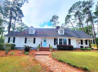 1400 E Cherokee Dr, Waycross, GA 31501