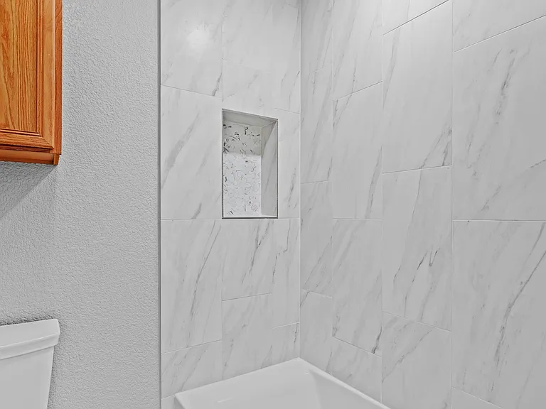 3015 Green Mountain Dr — Photo 17