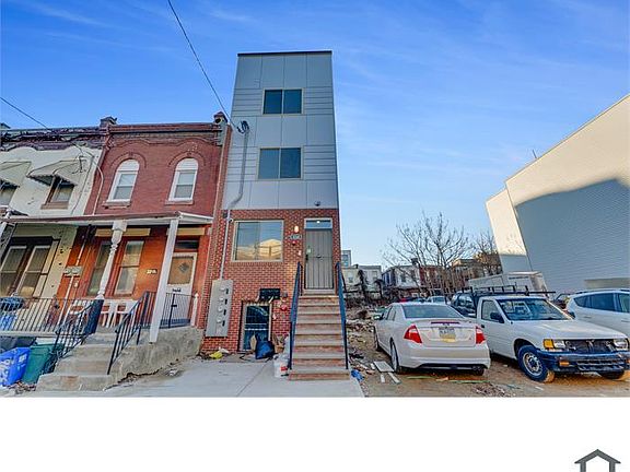 5th image of 3213 N 13th St #A16
